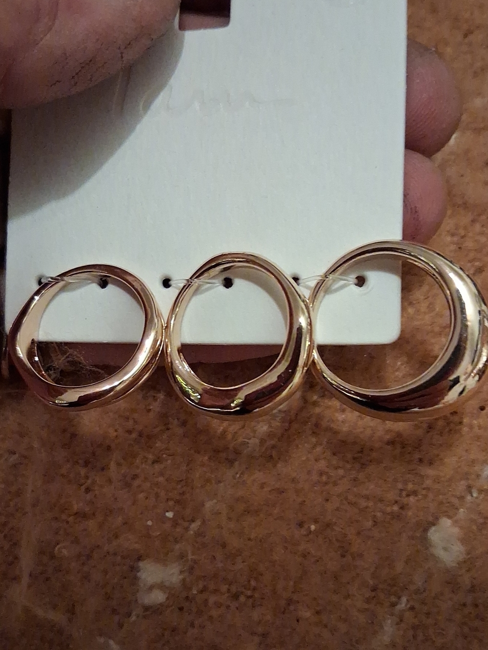 Womans 3 Rings - Picture 4 of 5